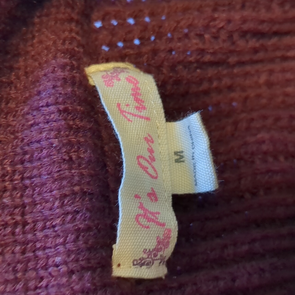 It's Our Time Burgundy Sweater Size M - Picture 3 of 4